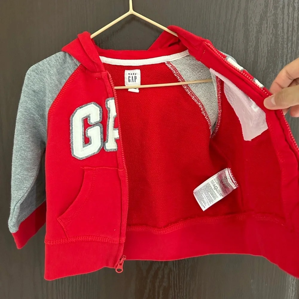 3/$25 GAP Baby Boy Red Logo Full-Zip Hoodie 100% Cotton Casual Jacket 18–24M